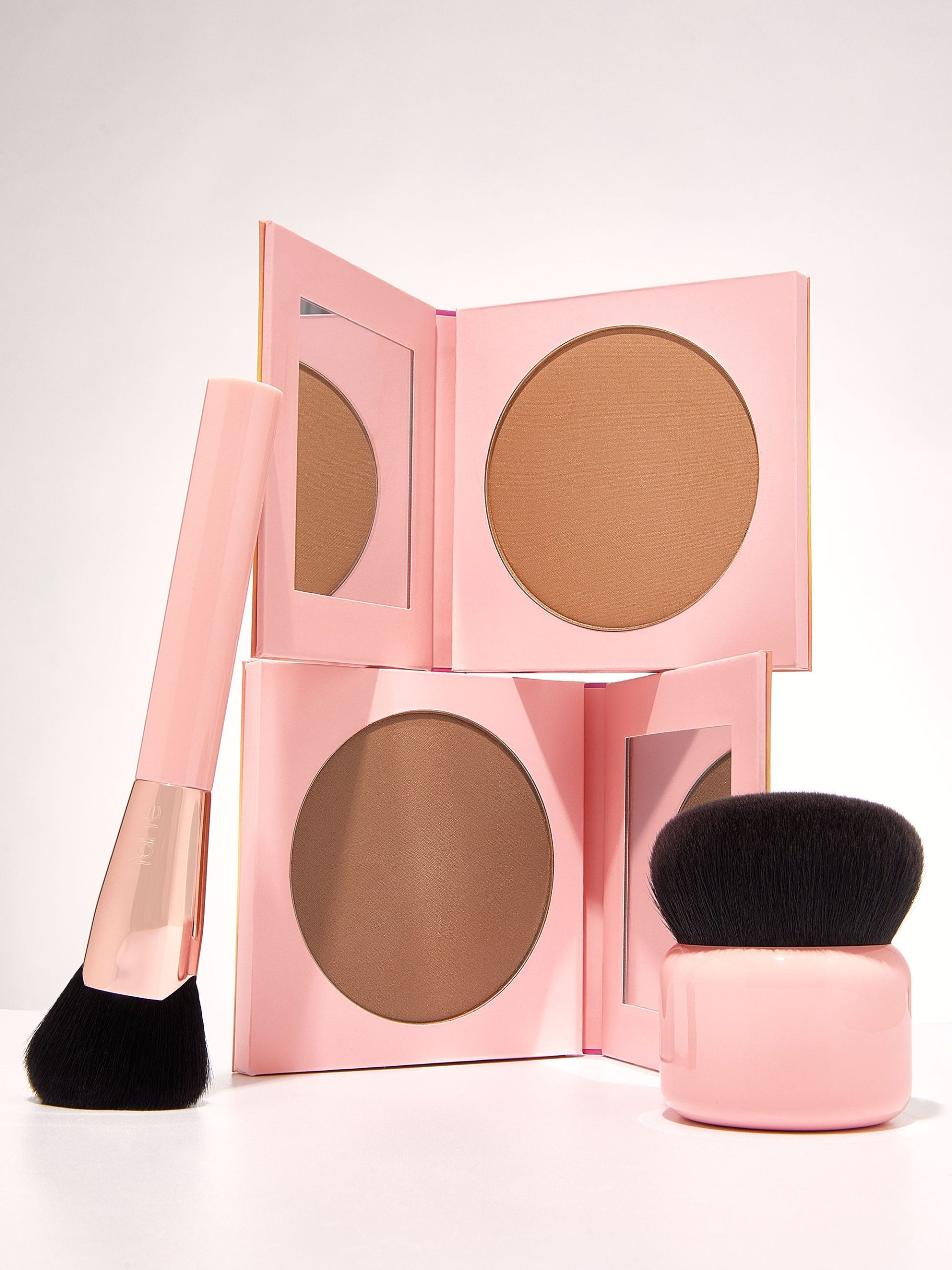 common__2623-2623-limited-edition-buff-bronze-body-kabuki-brush-ALT-1__04.jpg
