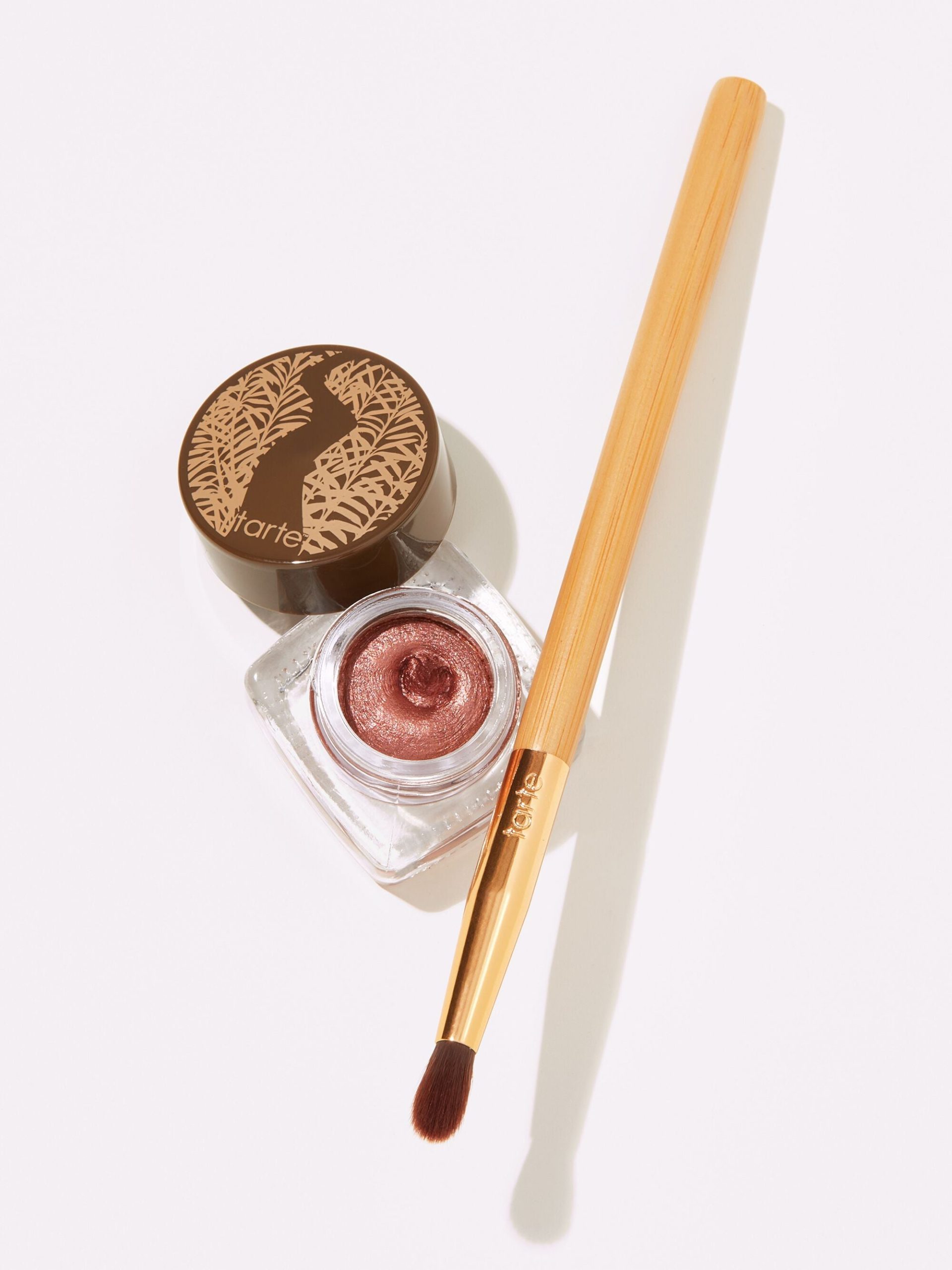 common__2743-2739-cream-shadow-brush-ALT-1__06.jpg