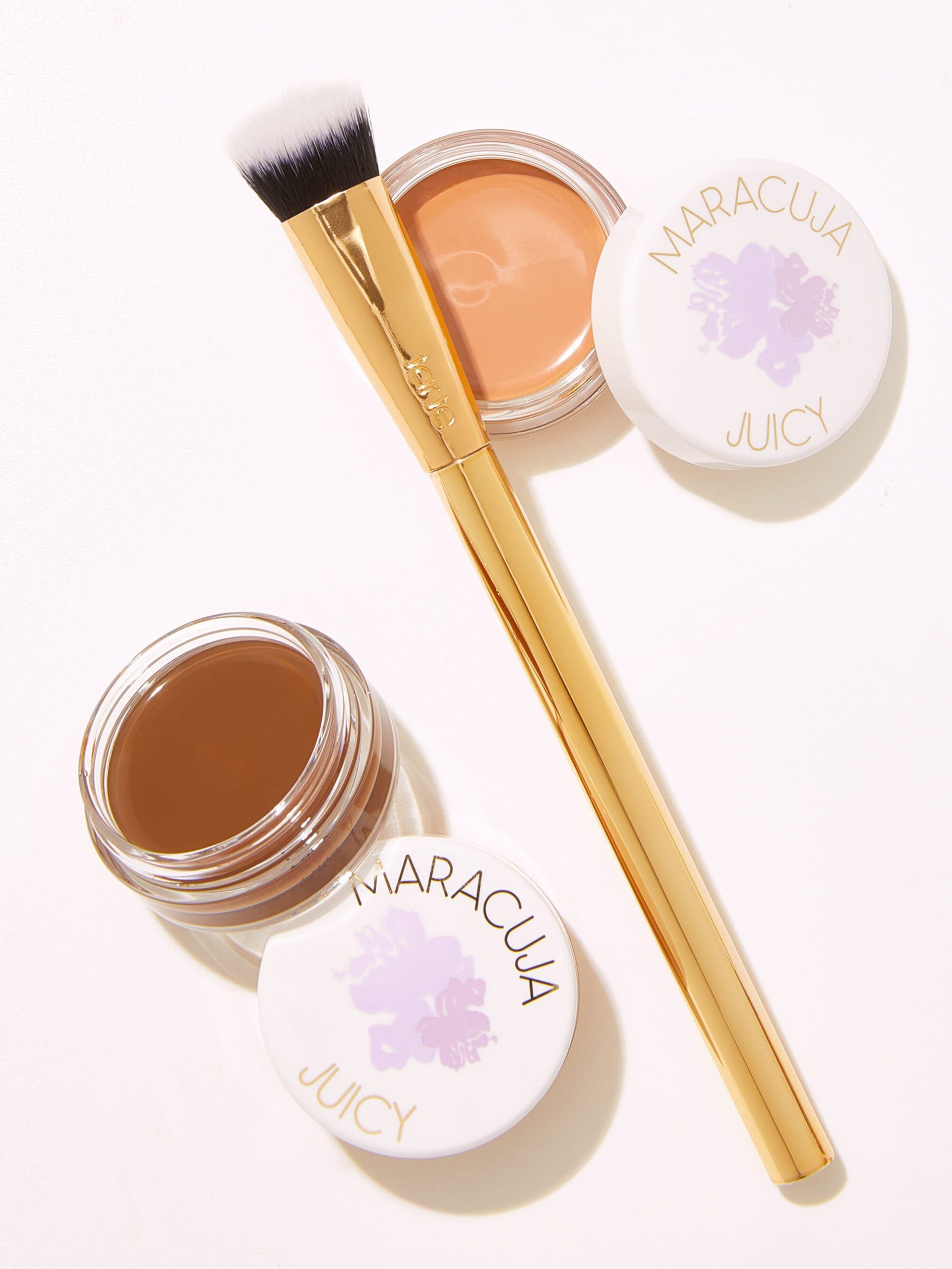 common__2783-2636-maracuja-juicy-concealer-ALT-2__05.jpg
