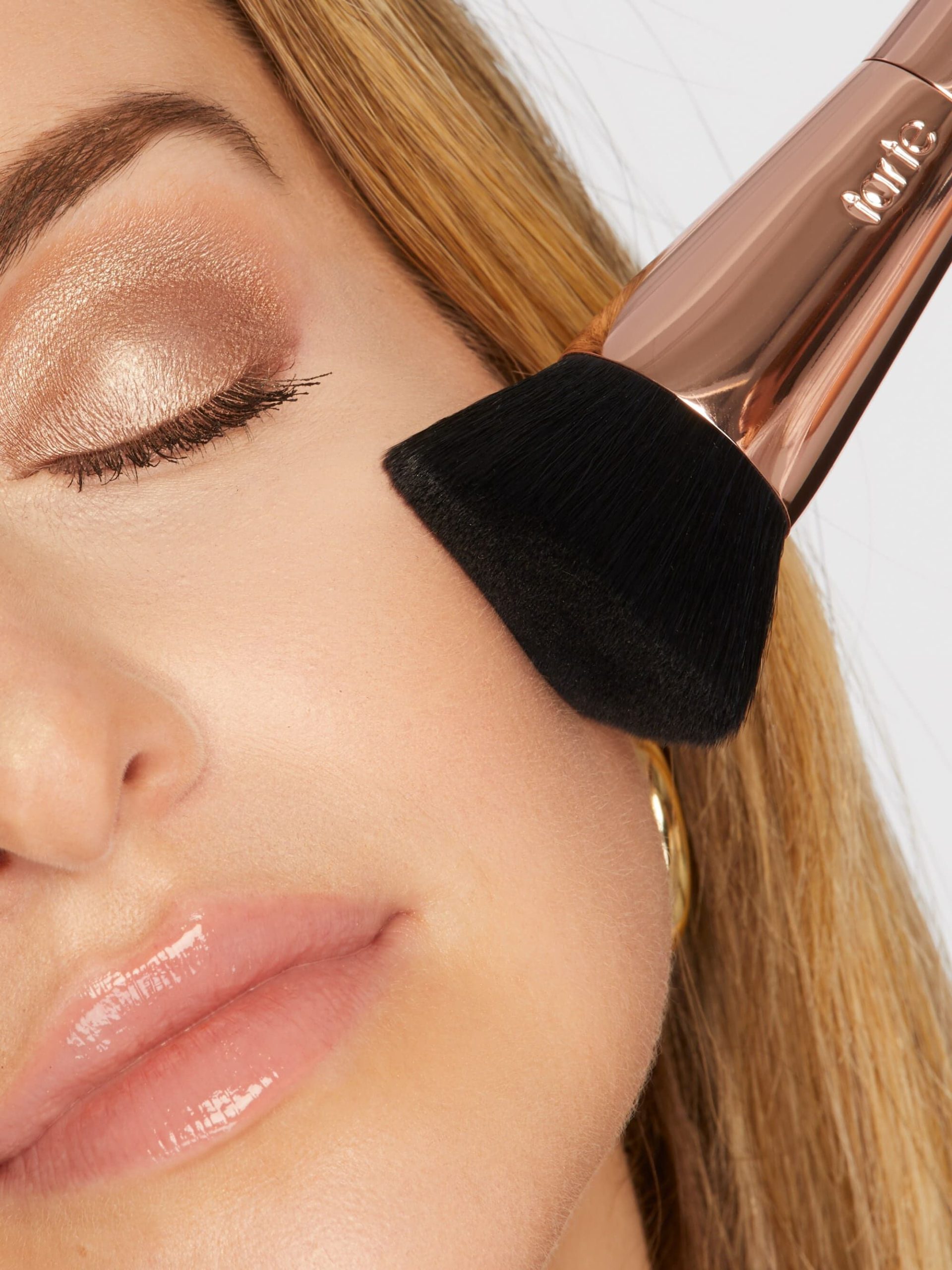 common__2814-2814-hydro-smoother-brush-ALT-3__02.jpg