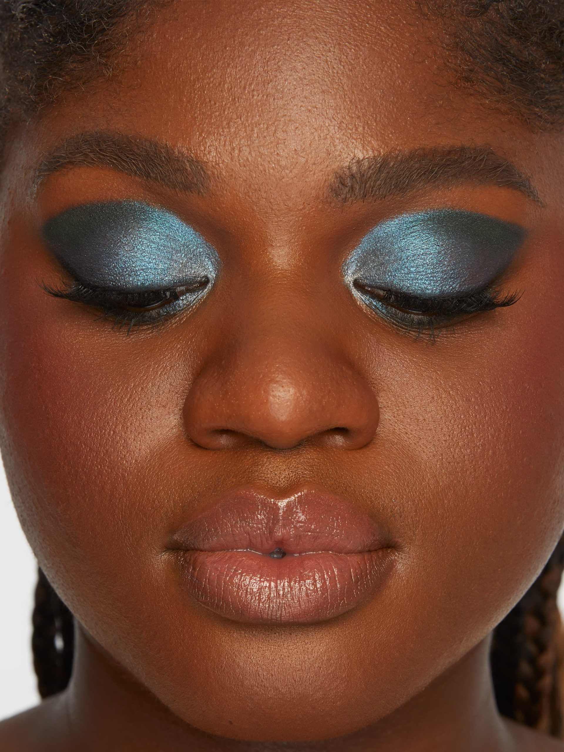 common__2888-2888-glamazon-Amazonian-clay-eyeshadow-palette-ALT-2__04.jpg