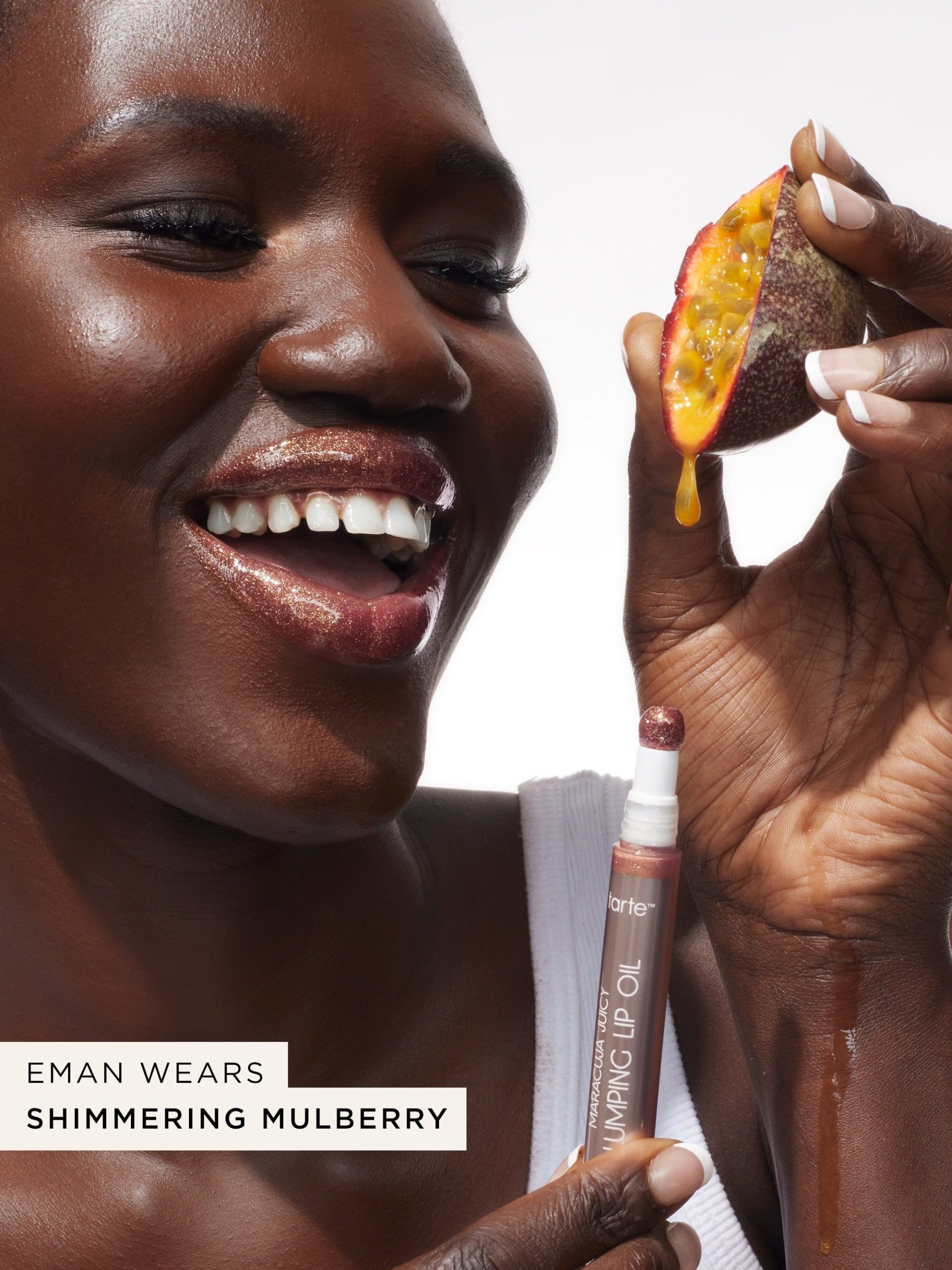 common__3029-2963-maracuja-juicy-plumping-lip-oil-ALT-3__02.jpg
