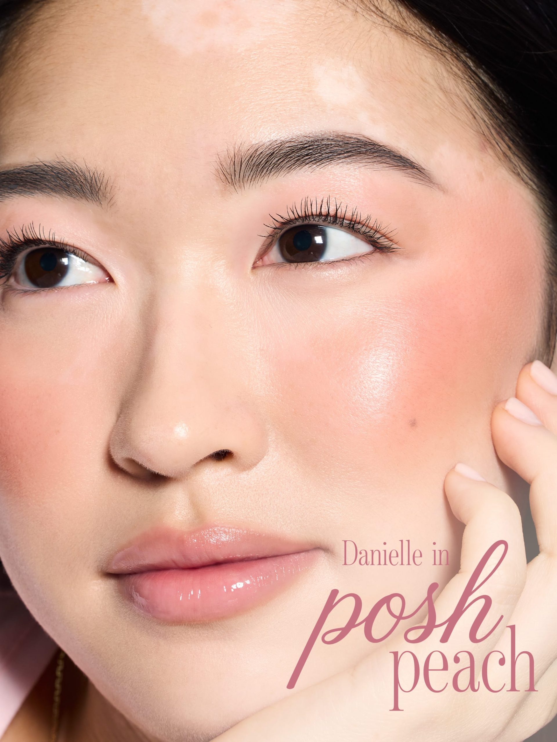 common__XOXO-blush-_-glow_-macaron-trio__05.jpg