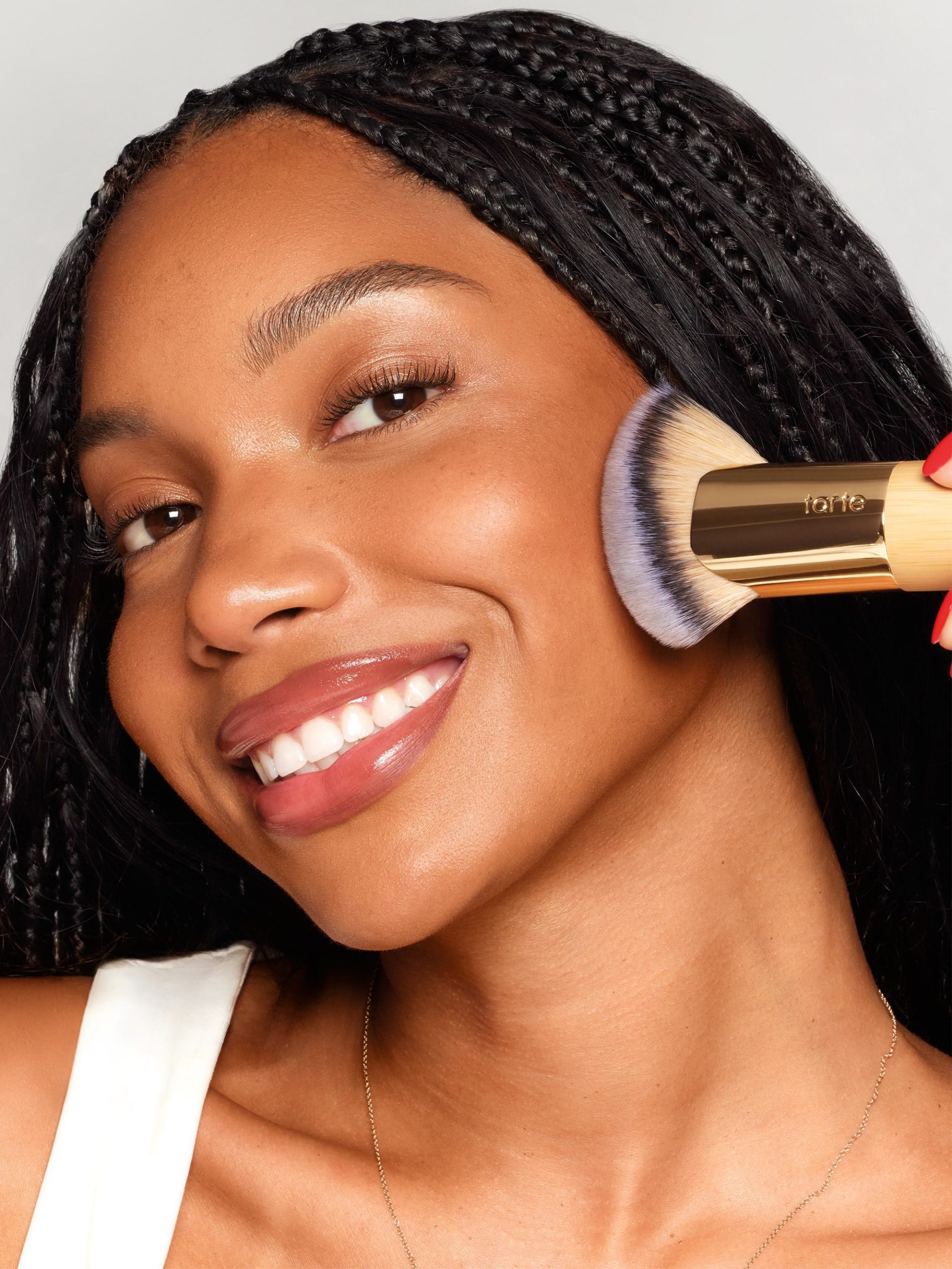common__angled-cheek-brush__03.jpg