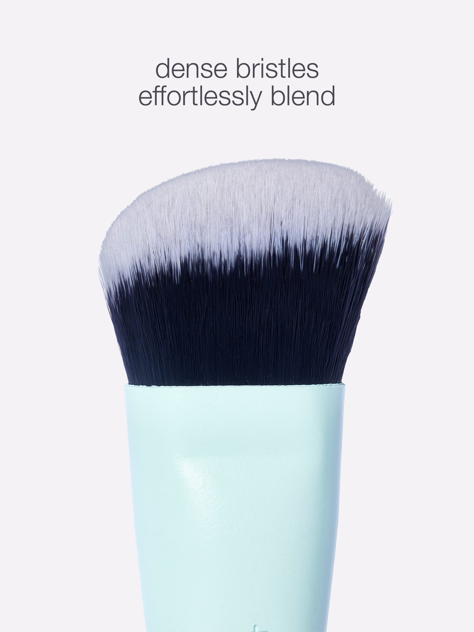common__cream-cheek-brush__02.jpg