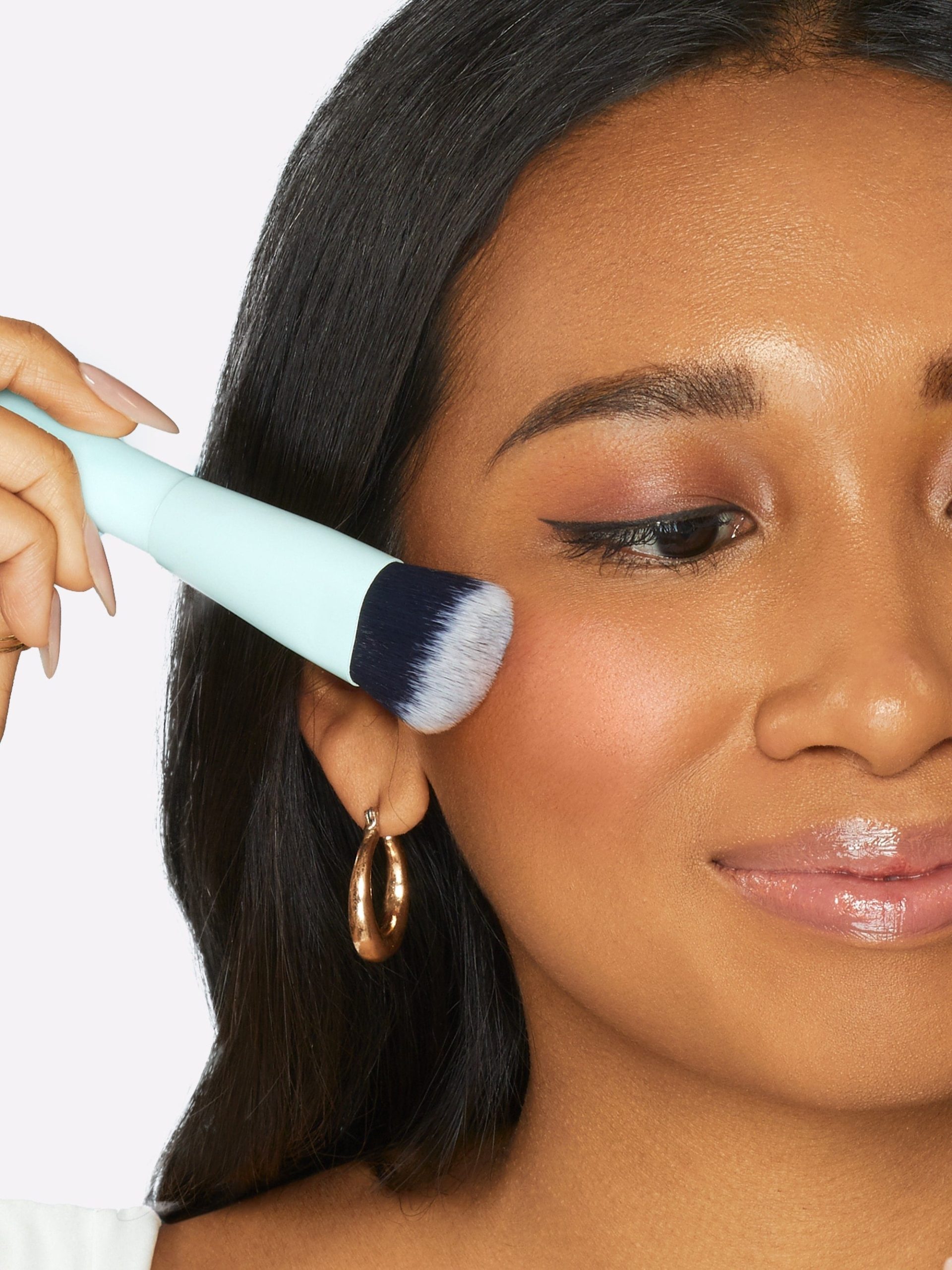 common__cream-cheek-brush__03.jpg