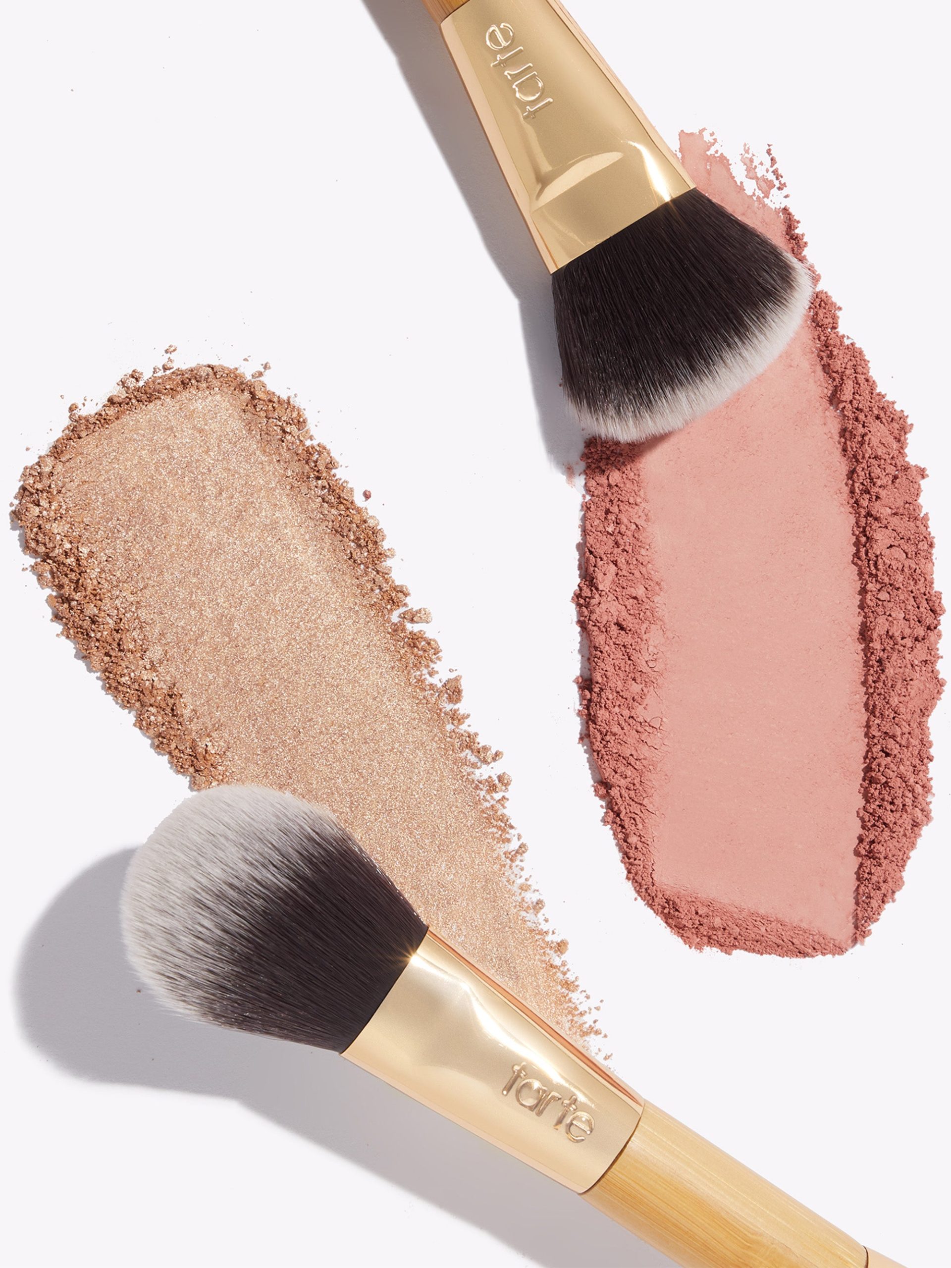 common__double-ended-cheek-brush__04.jpg