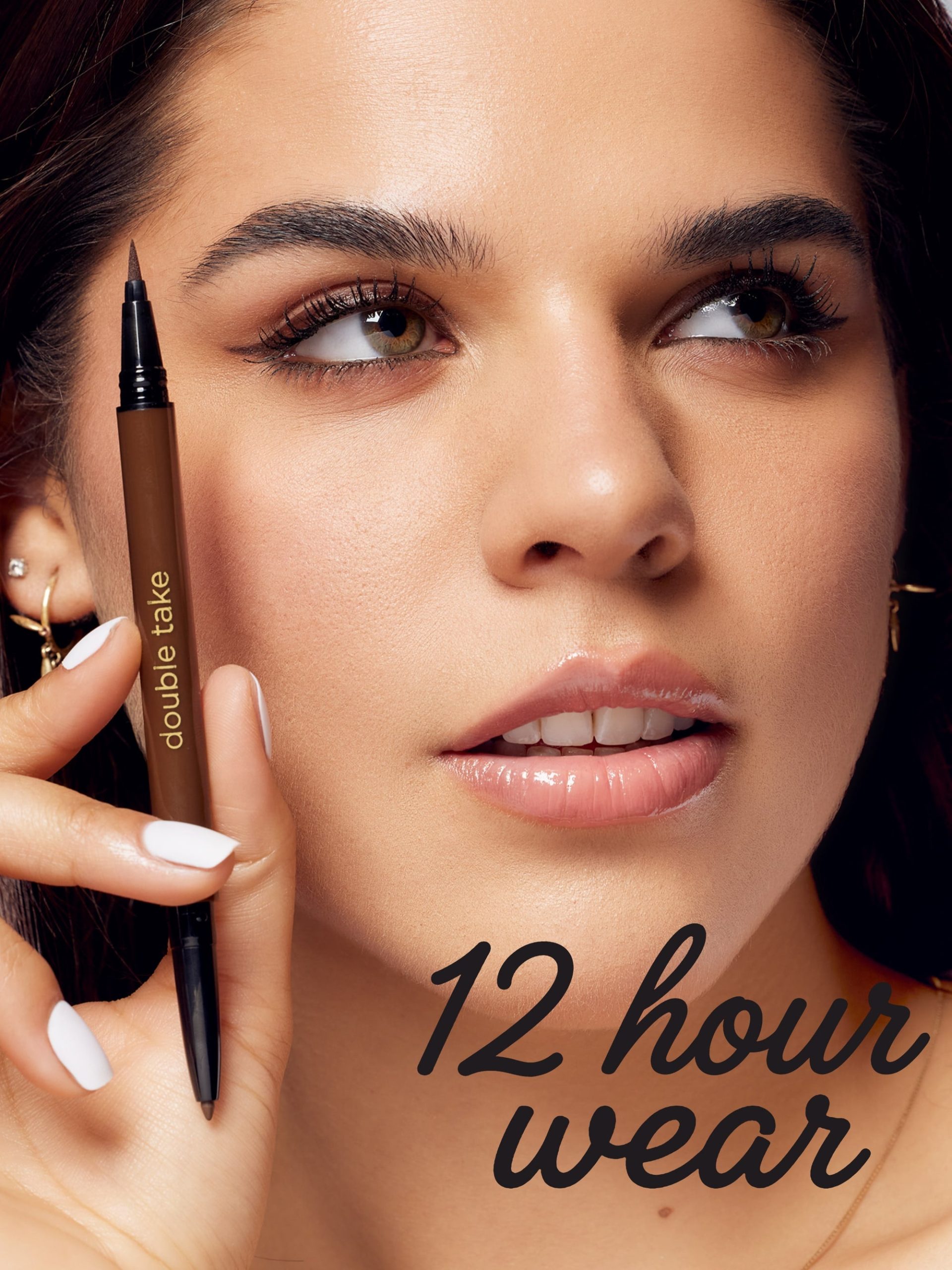 common__double-take-eyeliner-no-charm__05.jpg
