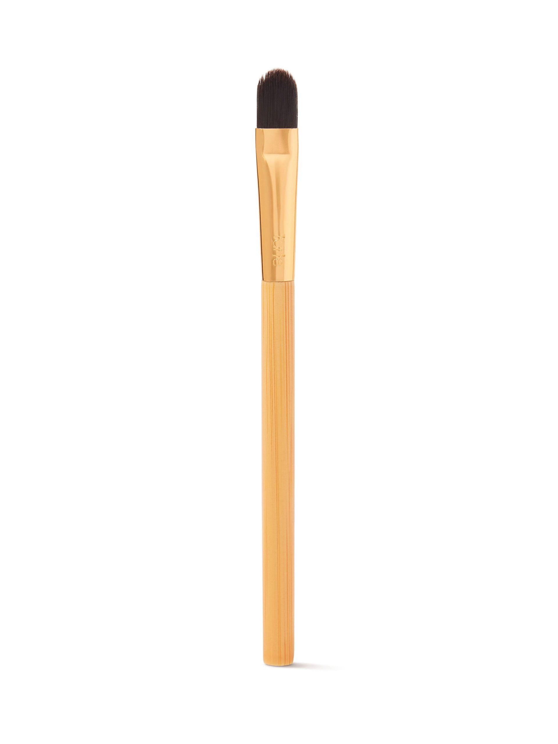 common__flat-concealer-brush__01.jpg