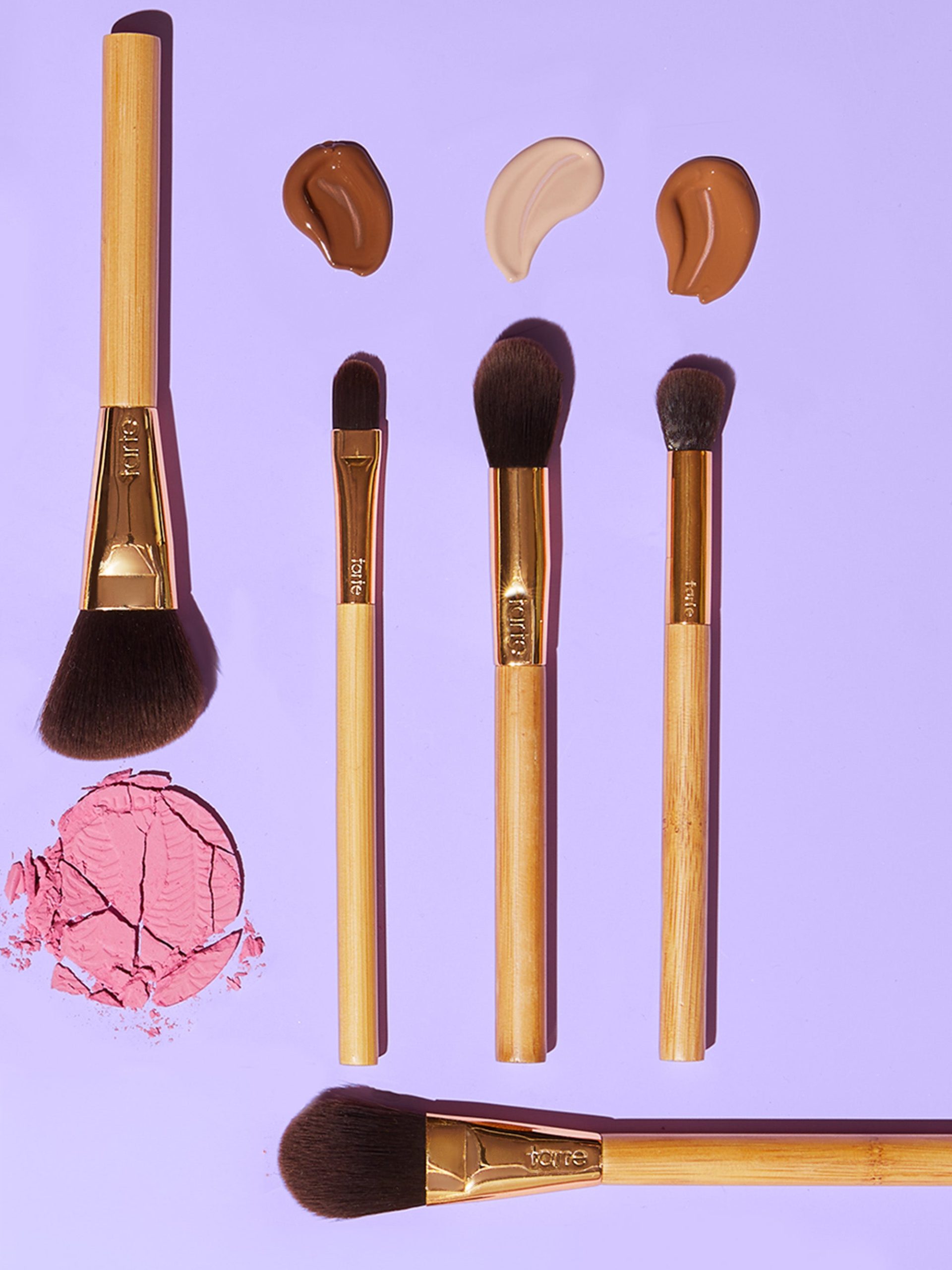 common__flat-concealer-brush__02.jpg