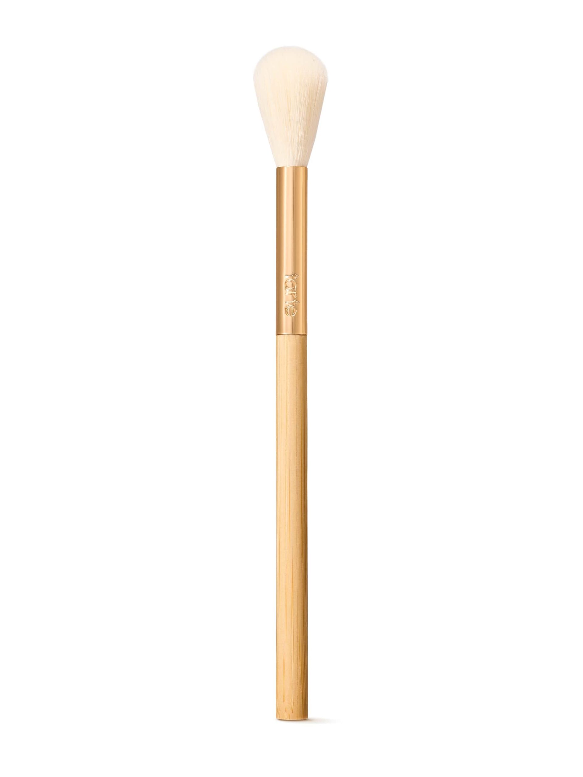 common__glow-wardrobe-brush__01.jpg