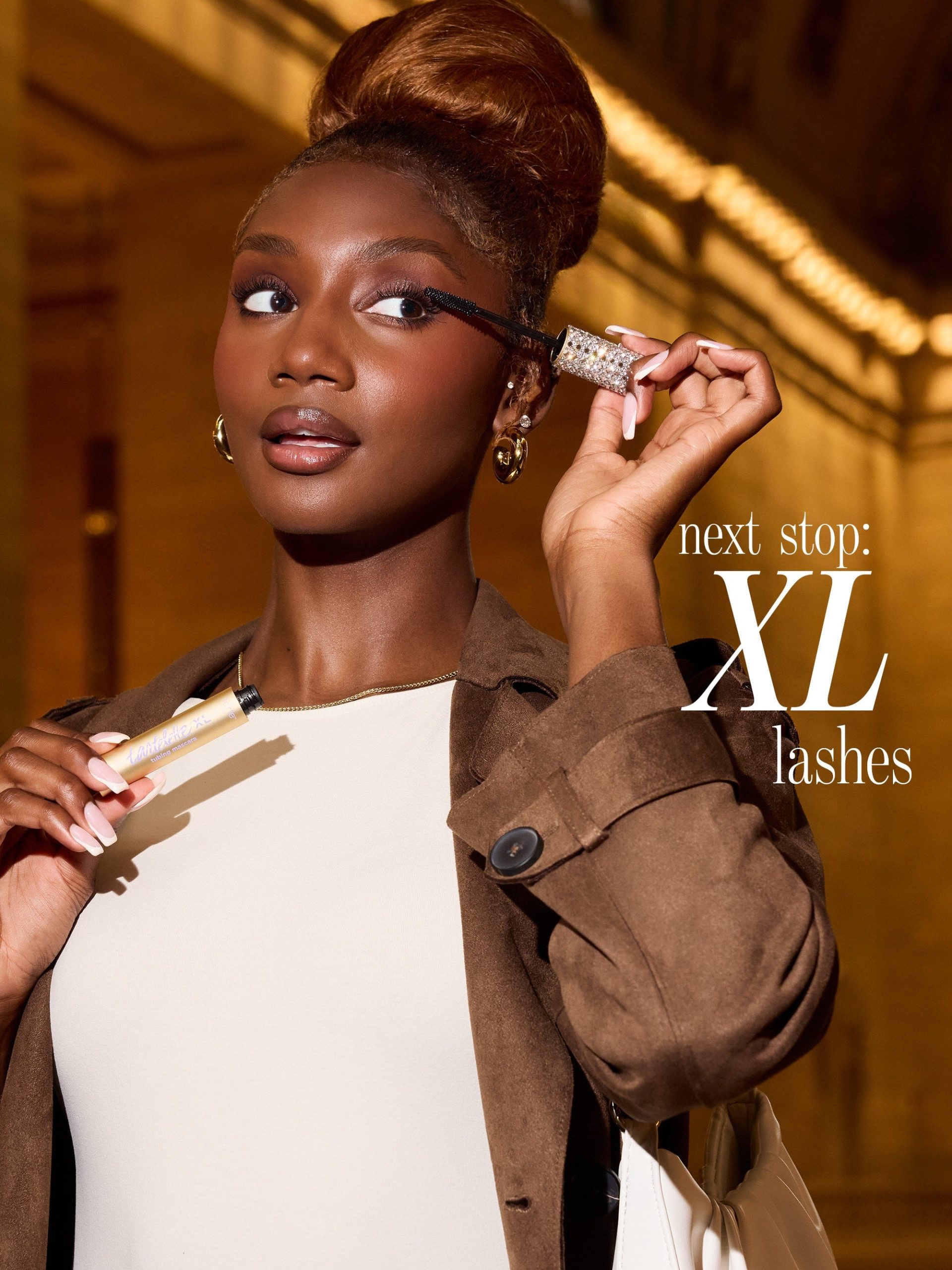 common__limited-edition-tartelette_-XL-tubing-mascara__05.jpg