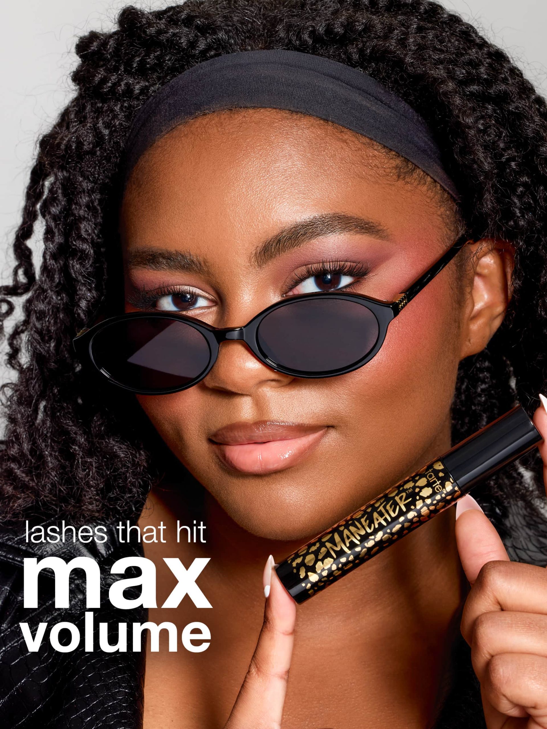 unique__846733016082__maneater-mascara-black__06.jpg