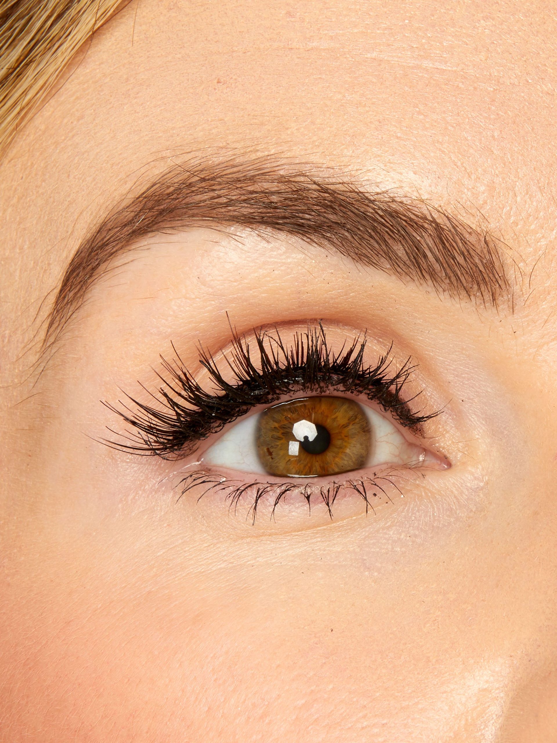 unique__846733017966__tarteist-lashes-centerofattention__03.jpg