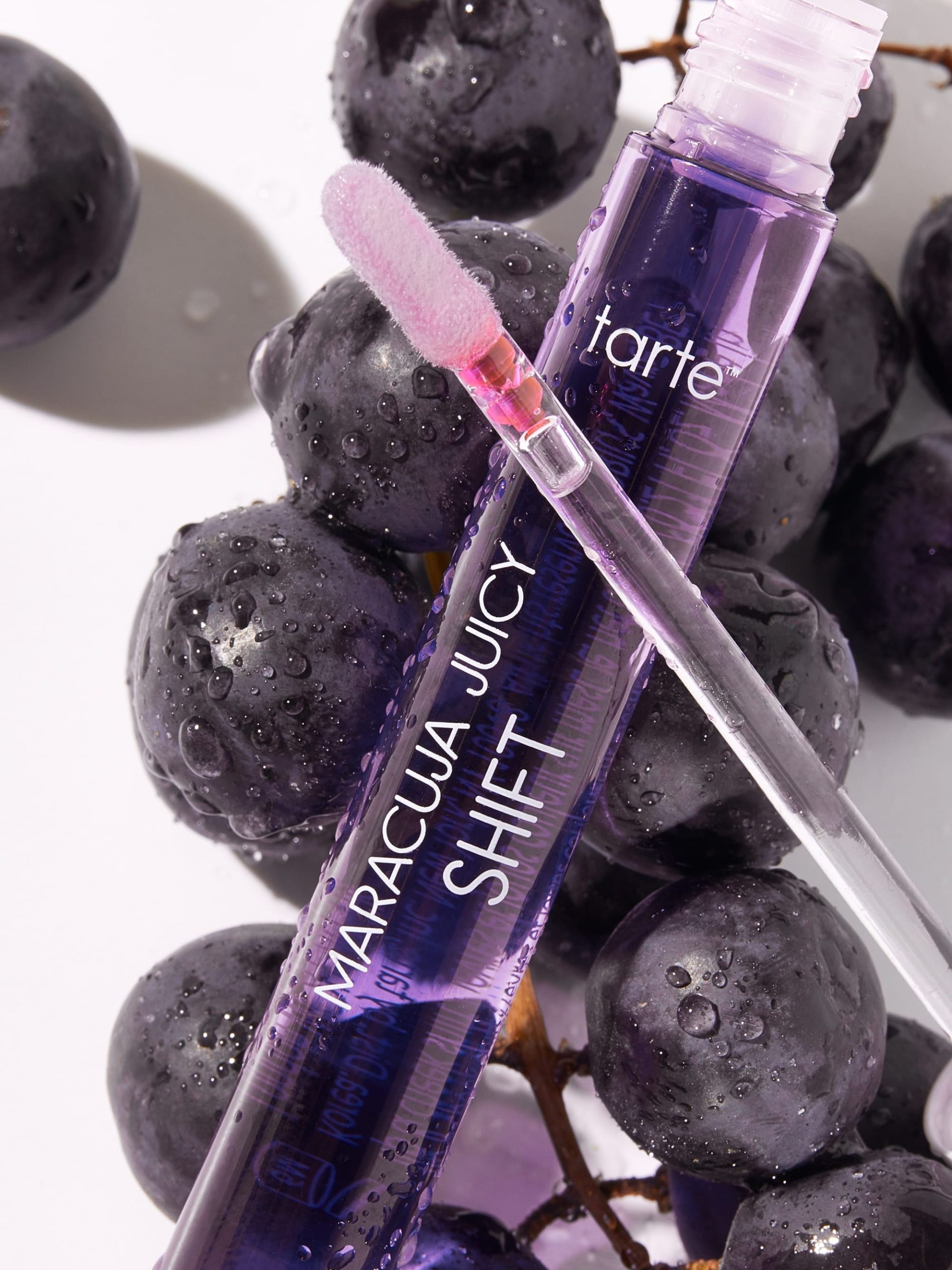 unique__846733097708__maracuja-juicy-lip-and-cheek-shift-grape__03.jpg